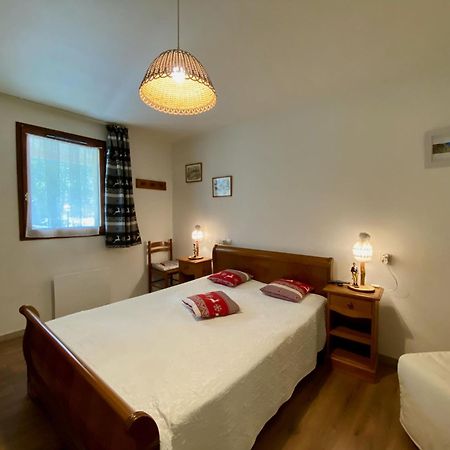 Charmant Logement De Plein Pied Avec Piscine 2* Loudenvielle Bagian luar foto